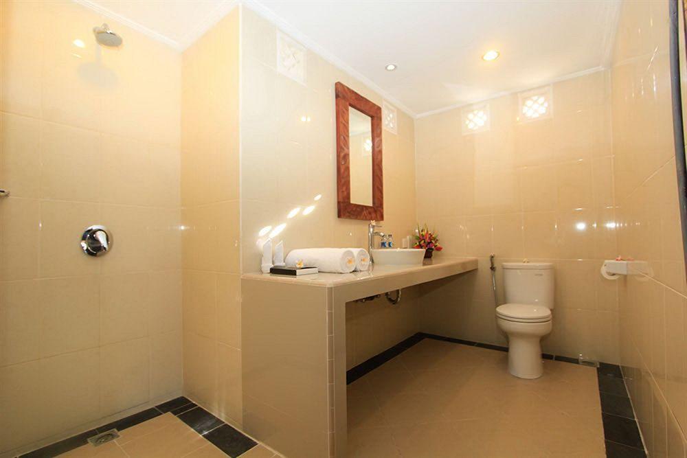 Radiant Jepun Villa Legian Exterior foto